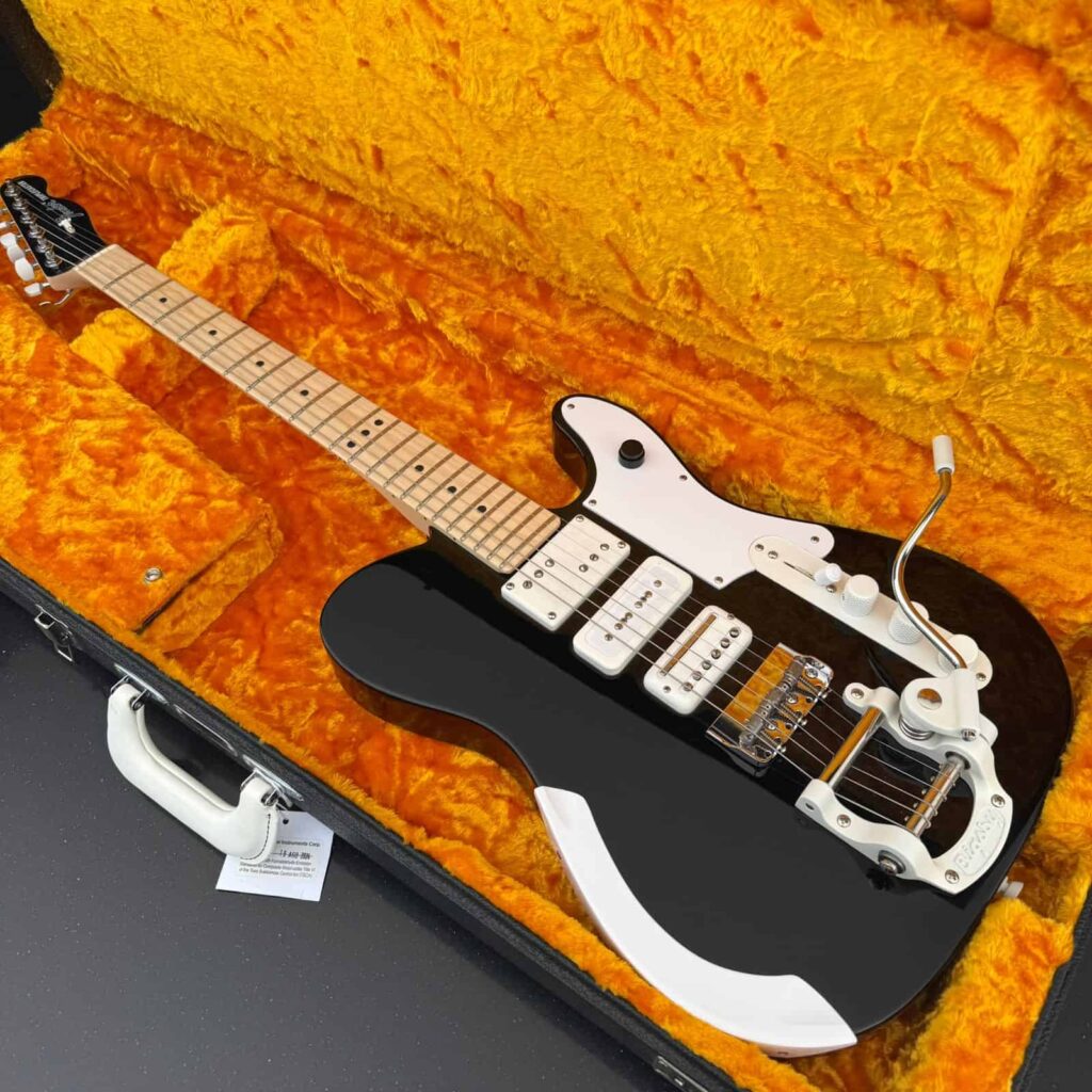 Fender Jack White Triplecaster Telecaster
