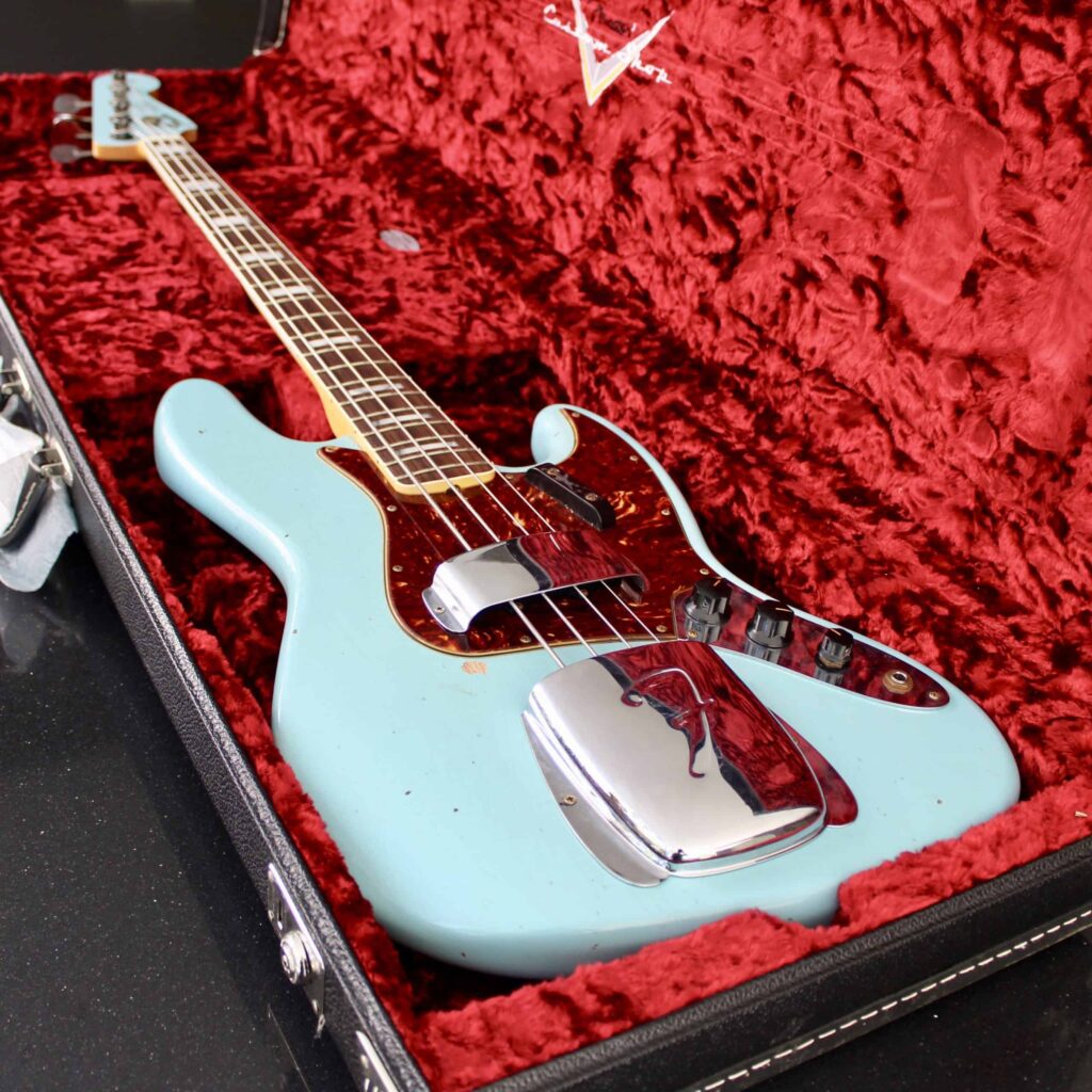 Fender Custom Shop ’66 Jazz Bass Journeyman Relic